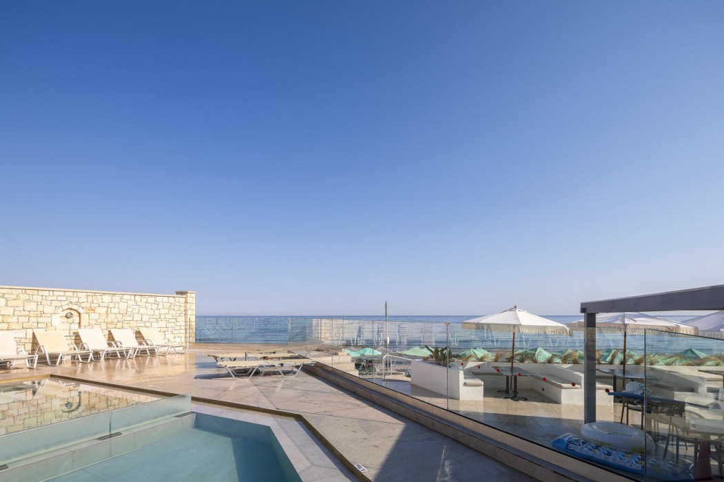 Jo-An Beach Hotel in RETHYMNO
