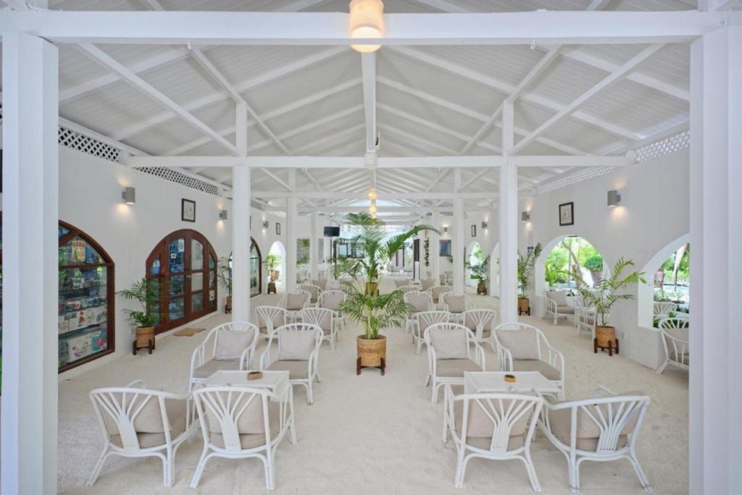 Embudu Village 25/68