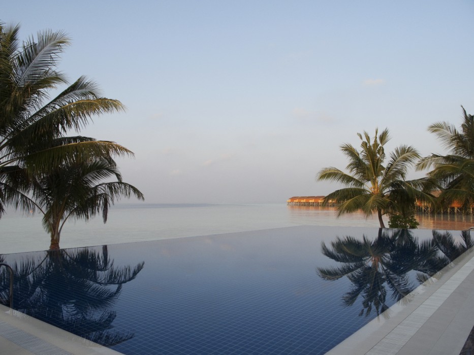 Vilamendhoo Island Resort & Spa 77/272