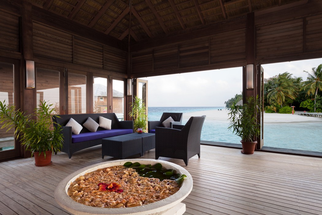 Vilamendhoo Island Resort & Spa 164/272
