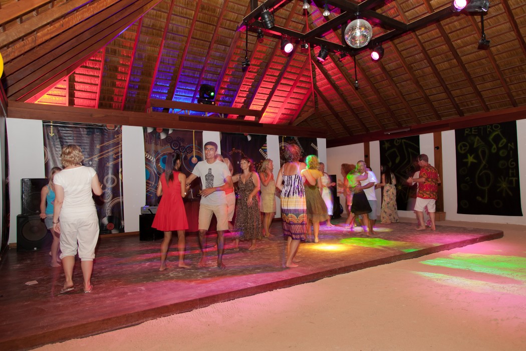 Vilamendhoo Island Resort & Spa 102/272