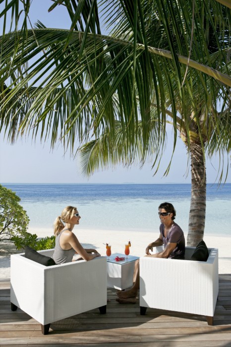 Vilamendhoo Island Resort & Spa 74/272