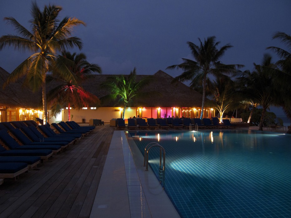 Vilamendhoo Island Resort & Spa 69/272