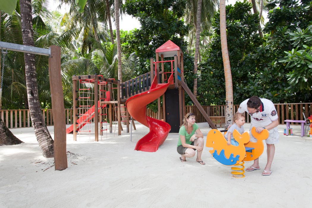 Vilamendhoo Island Resort & Spa 204/272
