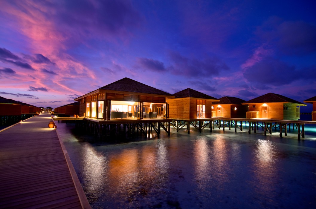 Vilamendhoo Island Resort & Spa 168/272
