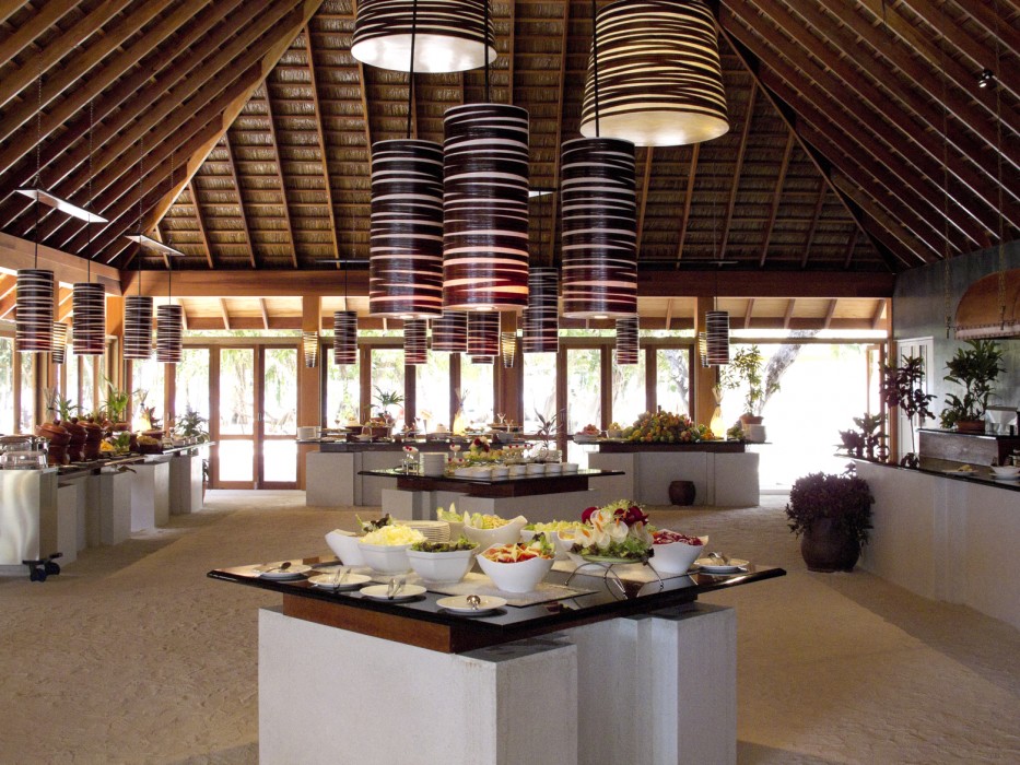 Vilamendhoo Island Resort & Spa 30/272