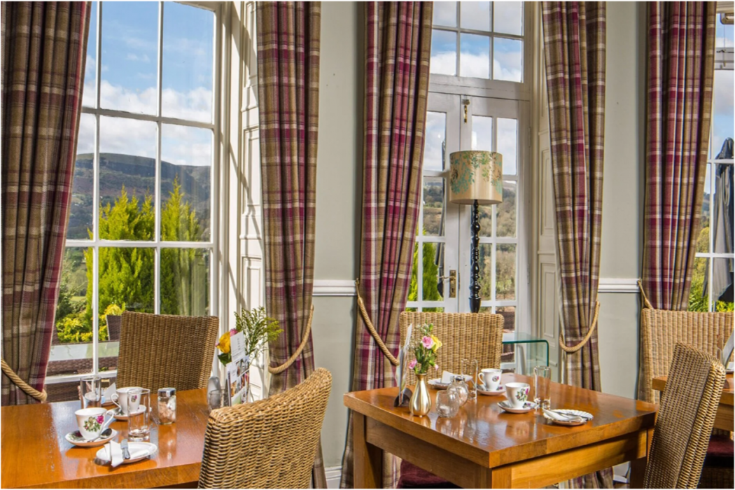 The Manor Hotel 24/53