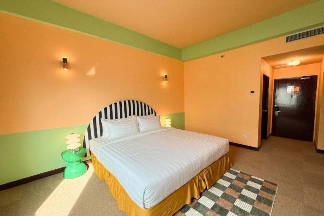 The Tres Hotel 13/67