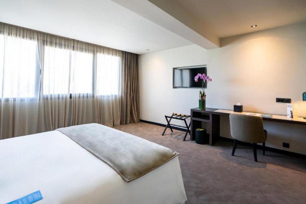 Jm Suites 7/25