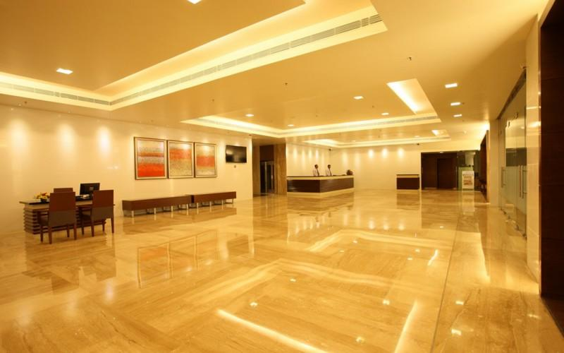 HOTEL SHELTON RAJAMAHENDRI 7/24