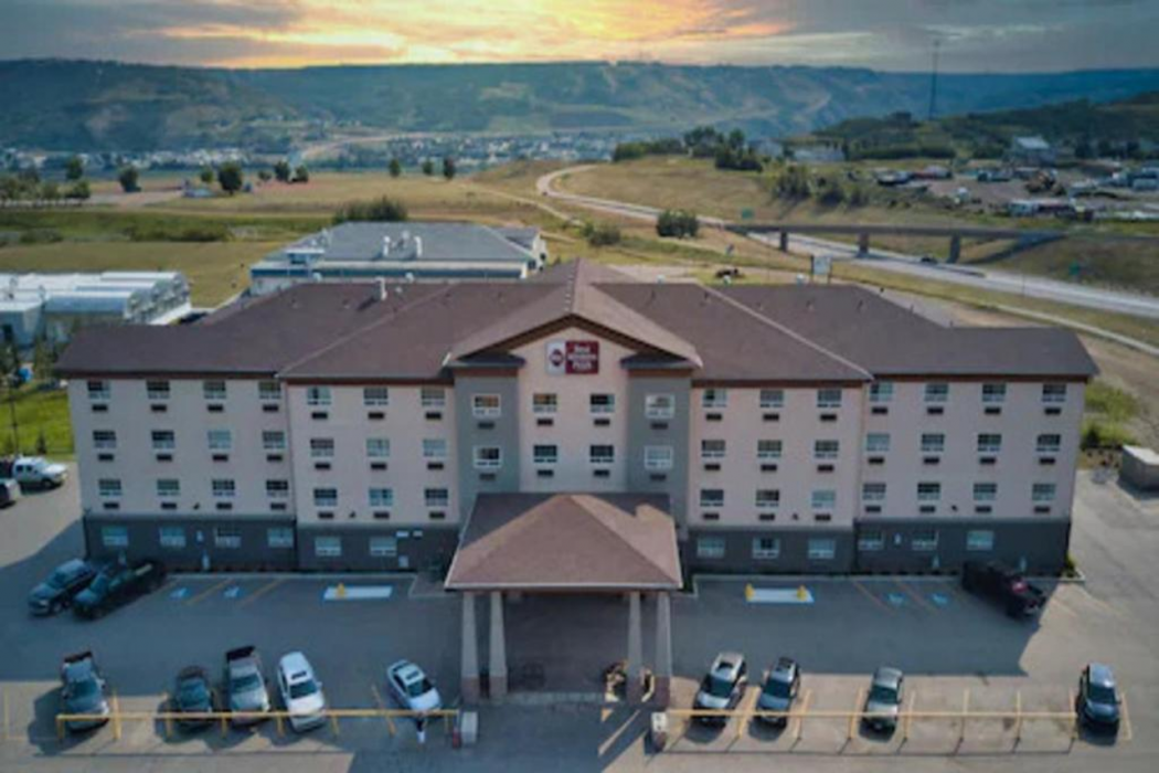 Best Western Plus Peace River Hotel and Suites 2/46