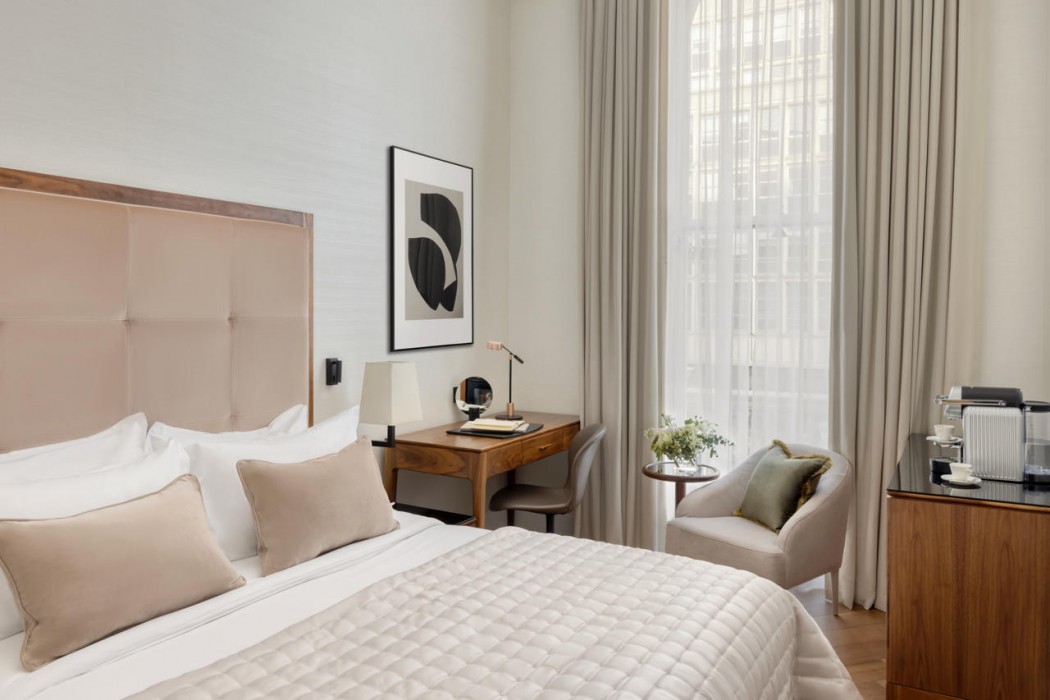 The Queens Gate Hotel 8/37