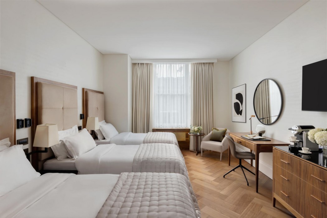 The Queens Gate Hotel 6/37