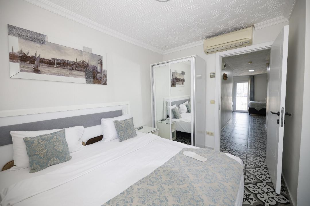2 Bedroom Suite with Terrace