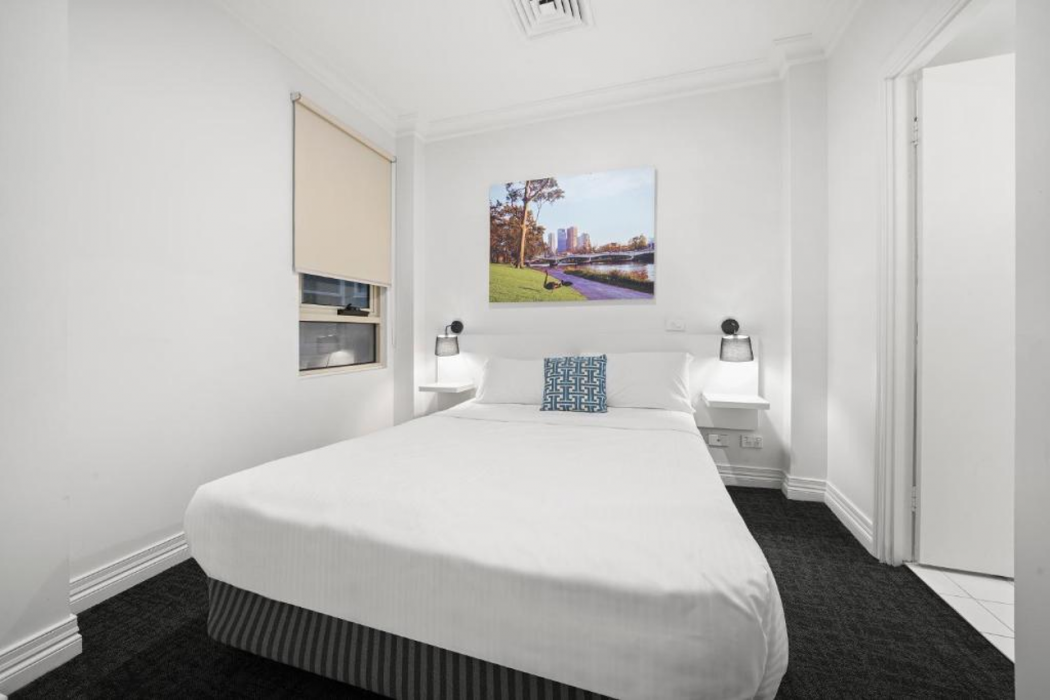 Comfort Apartments Melbourne Central 6/18