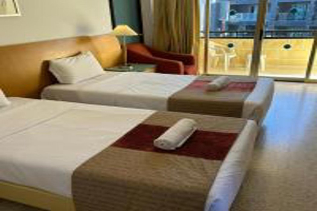 The St. Georges Park Hotel 18/59