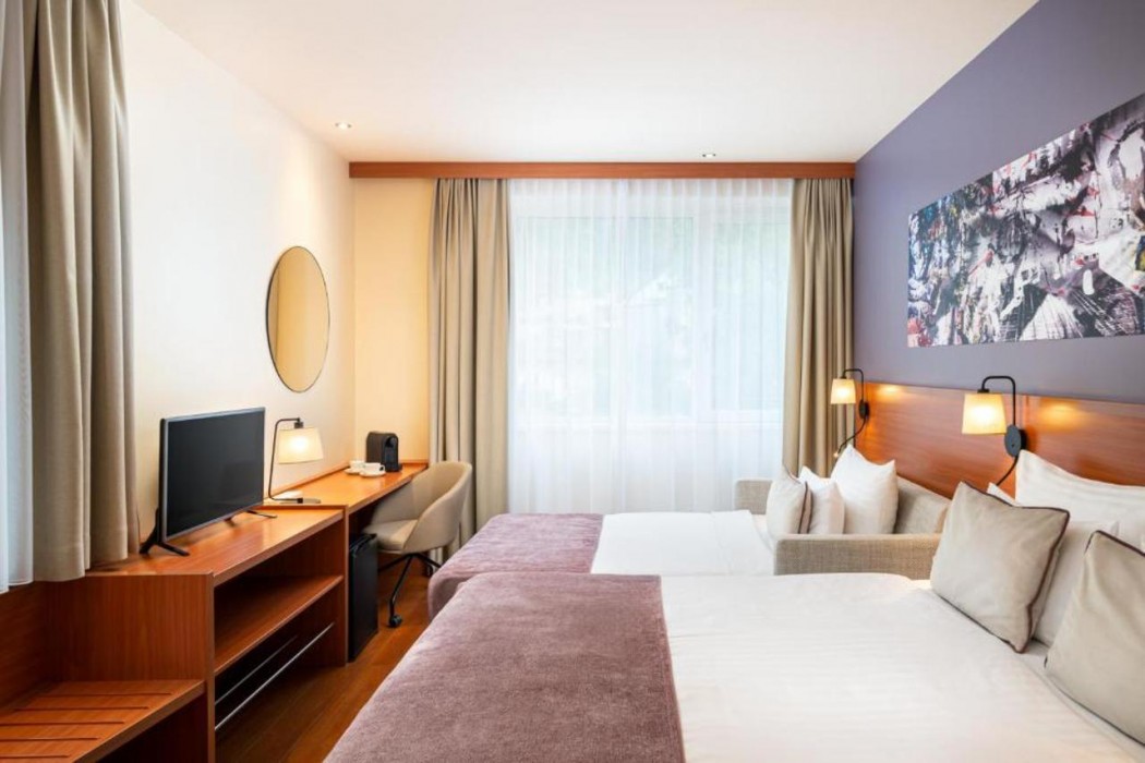 Leonardo Hotel Salzburg City Center 11/16