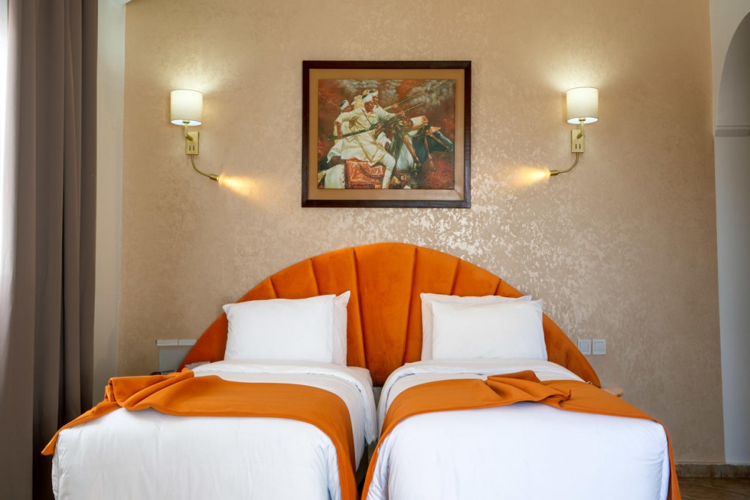 Intouriste Hotel & Suites 10/72