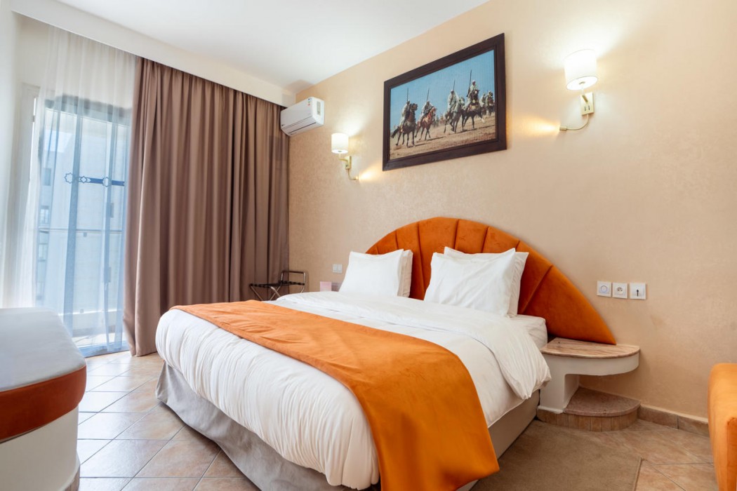 Intouriste Hotel & Suites 11/72