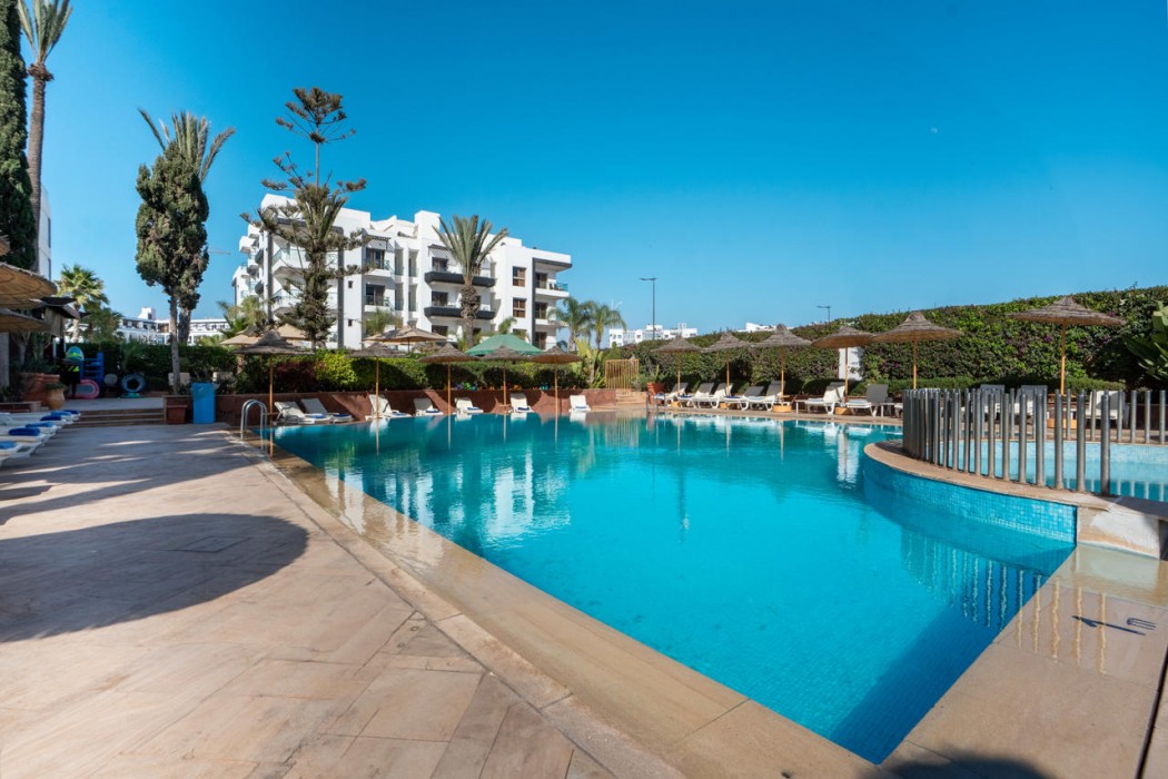Intouriste Hotel & Suites 35/72