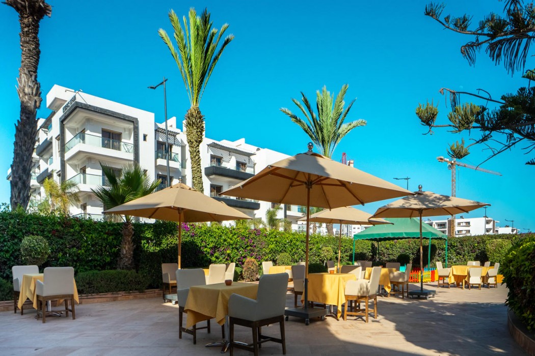 Intouriste Hotel & Suites 30/72