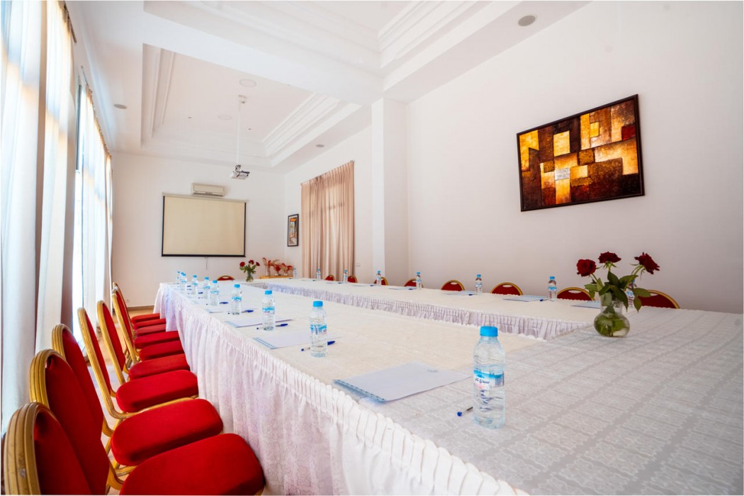 Intouriste Hotel & Suites 23/72