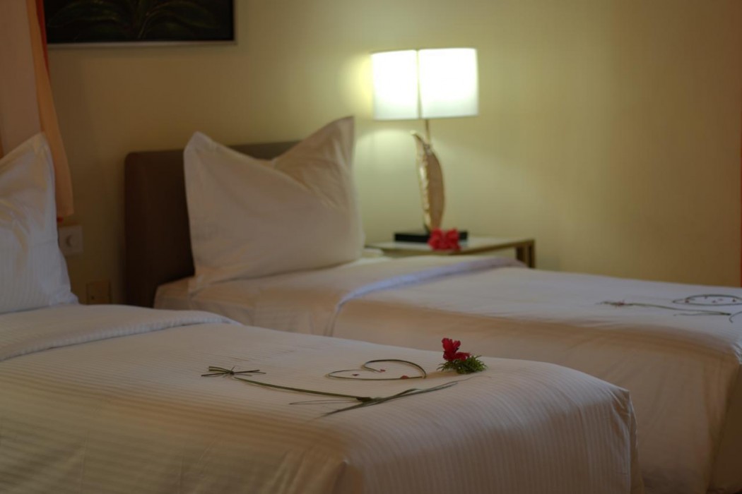 Castello Beach Hotel 1/28