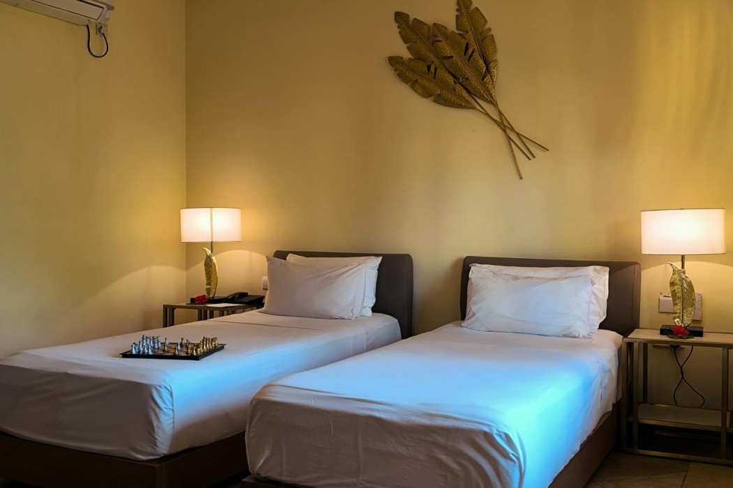 Castello Beach Hotel 13/28