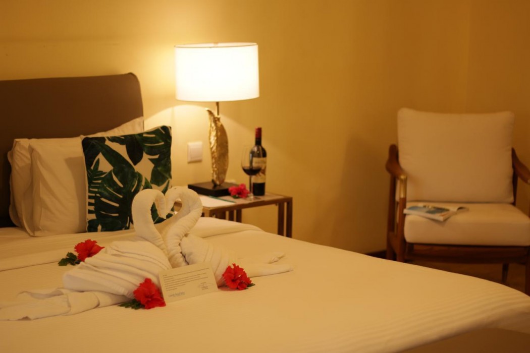 Castello Beach Hotel 8/28
