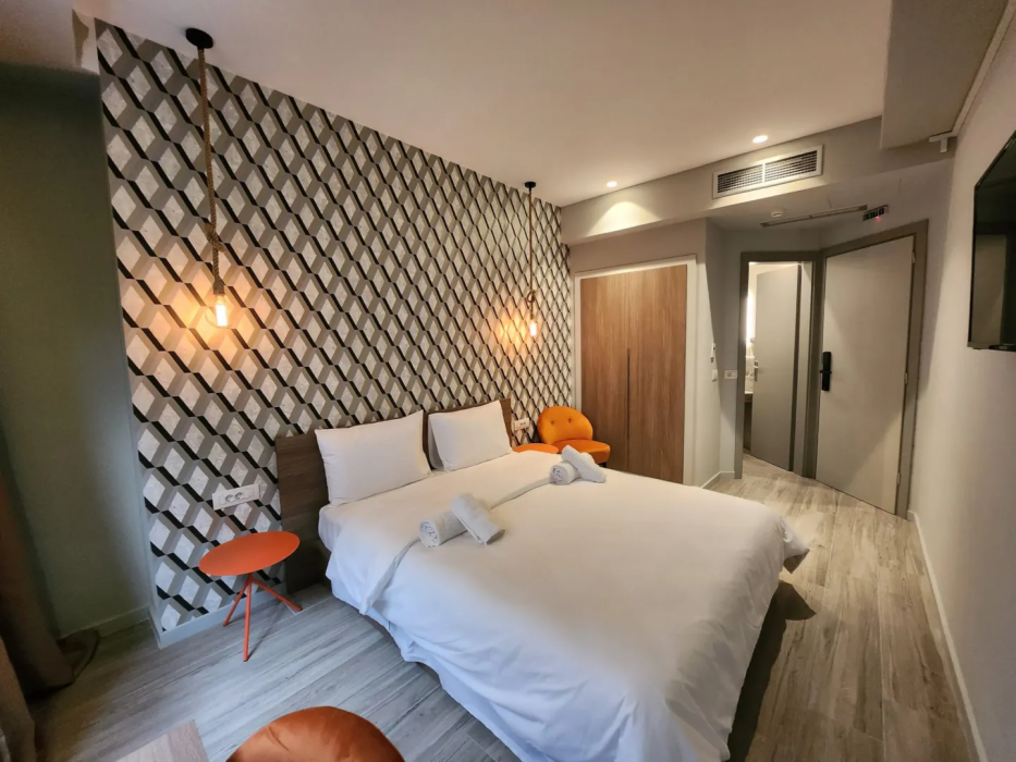 Urban Core Residence 12/26