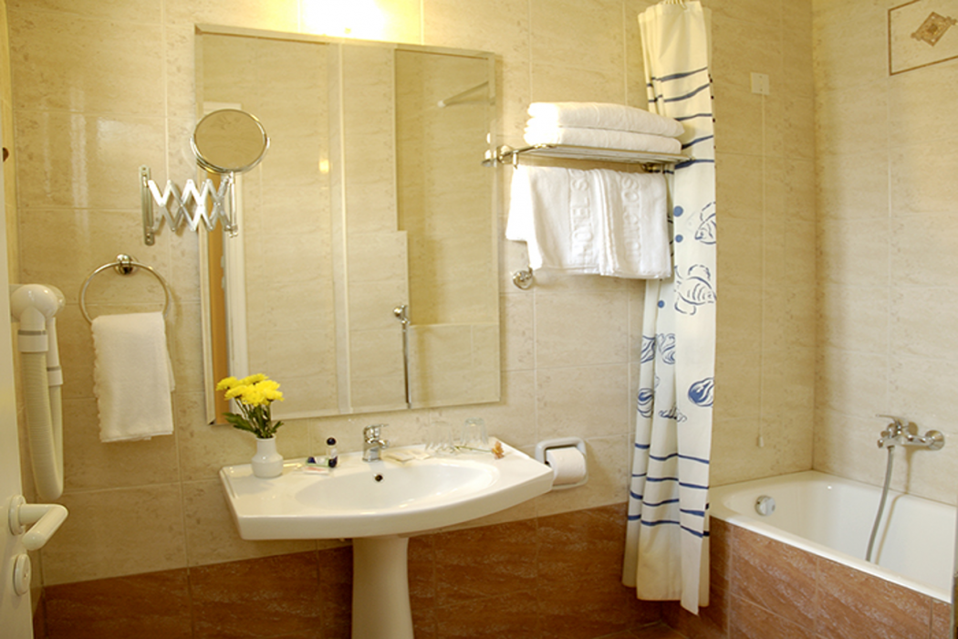 Hotel Solomou Athens 12/50