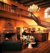 Lobby at Cultura Manor Boutique Hotel Quito, QUITO