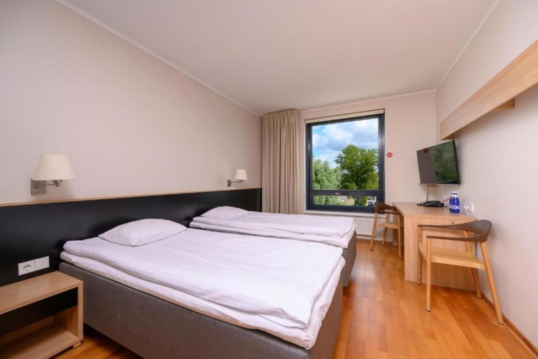 Dorpat Hotel 12/66