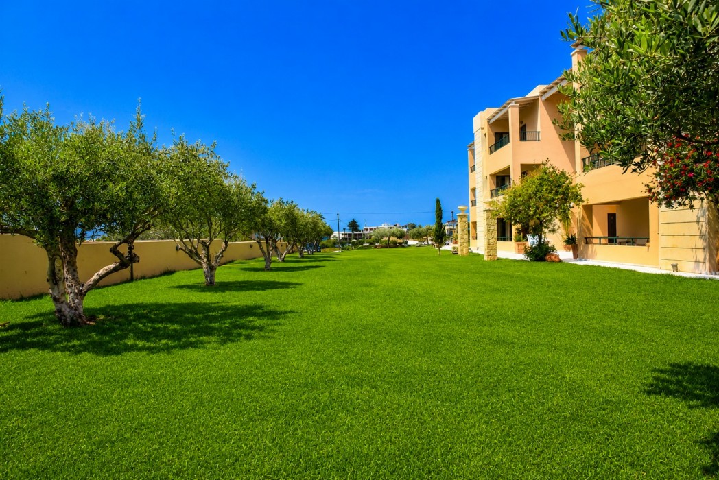 Golden Bay Apartments-Garden Haven 14/87