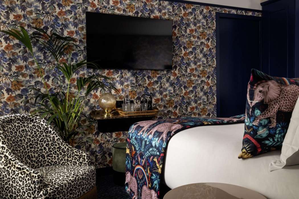Hotel Ginette a la Folie 27/79