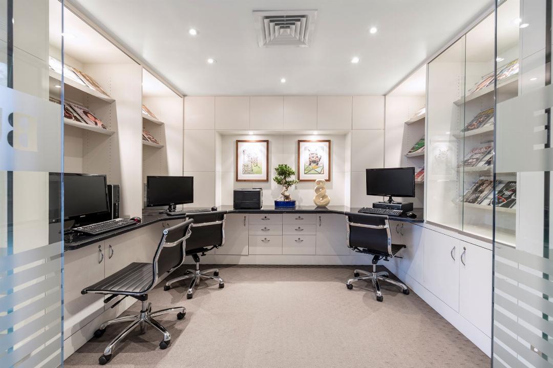 Flagstaff Gardens Hotel 25/65