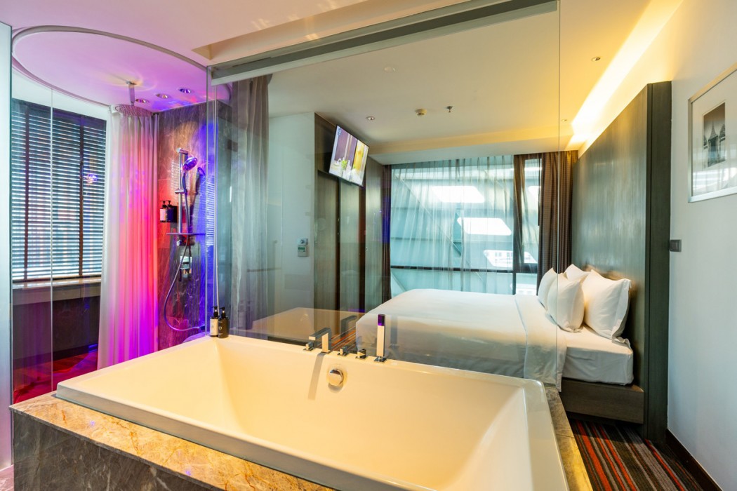 Lit Bangkok Hotel 39/107