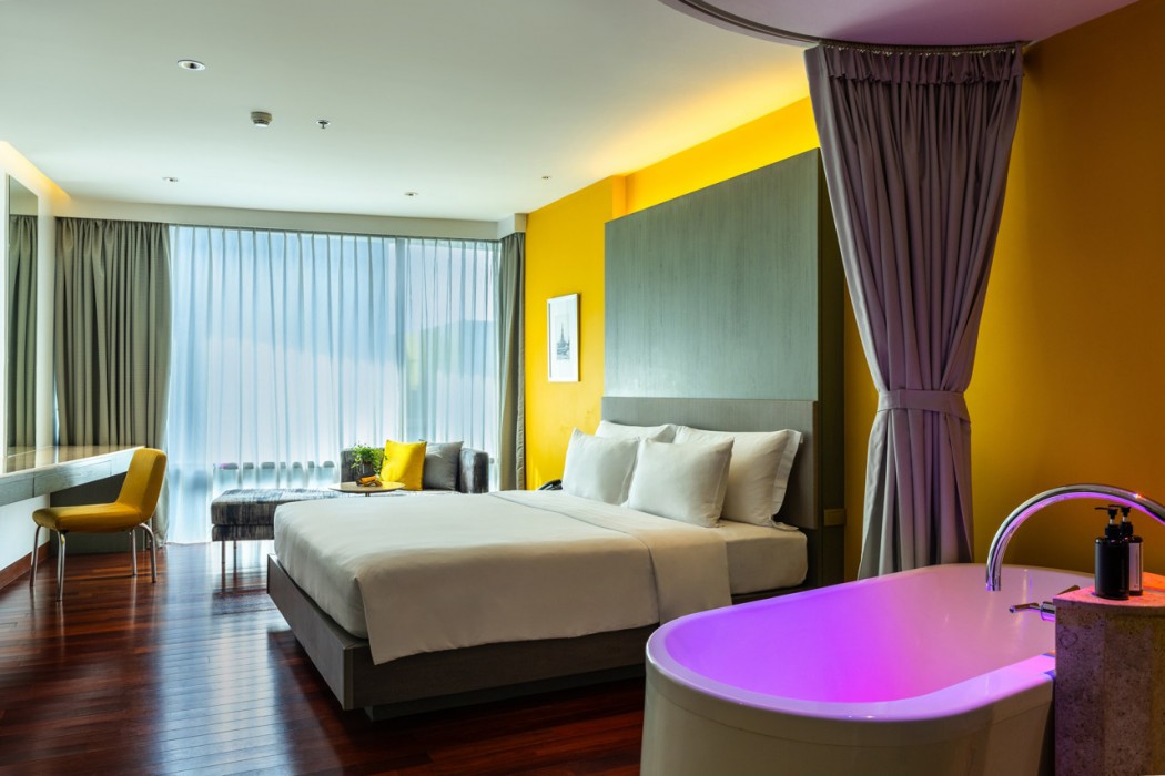Lit Bangkok Hotel 32/107