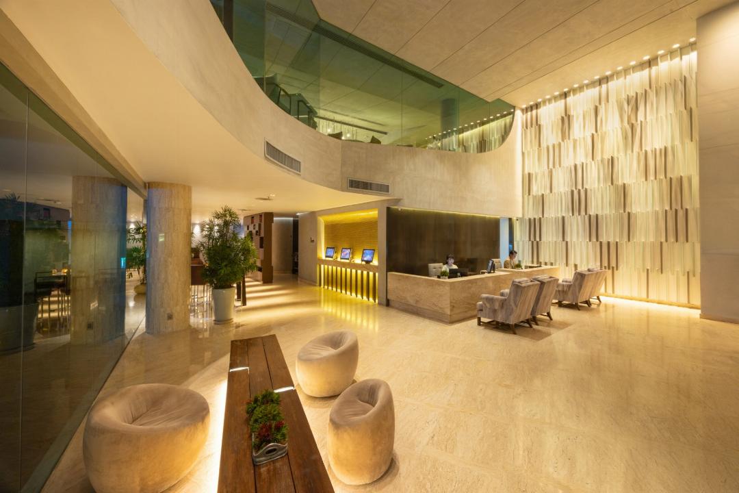 Lit Bangkok Hotel 10/107