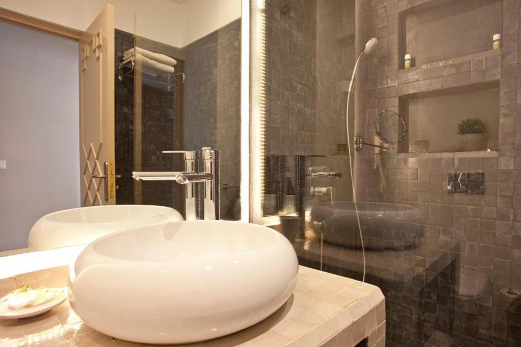 Amani Hotel Suites & Spa 18/85