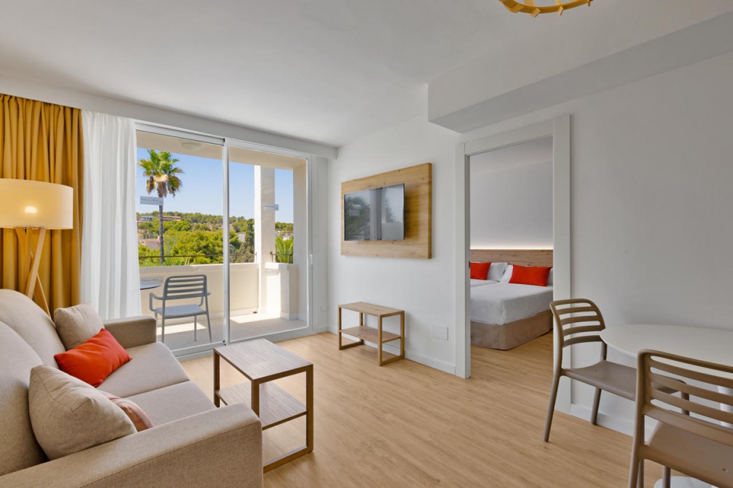 Palmanova Beach Apartments by TRH 22/62