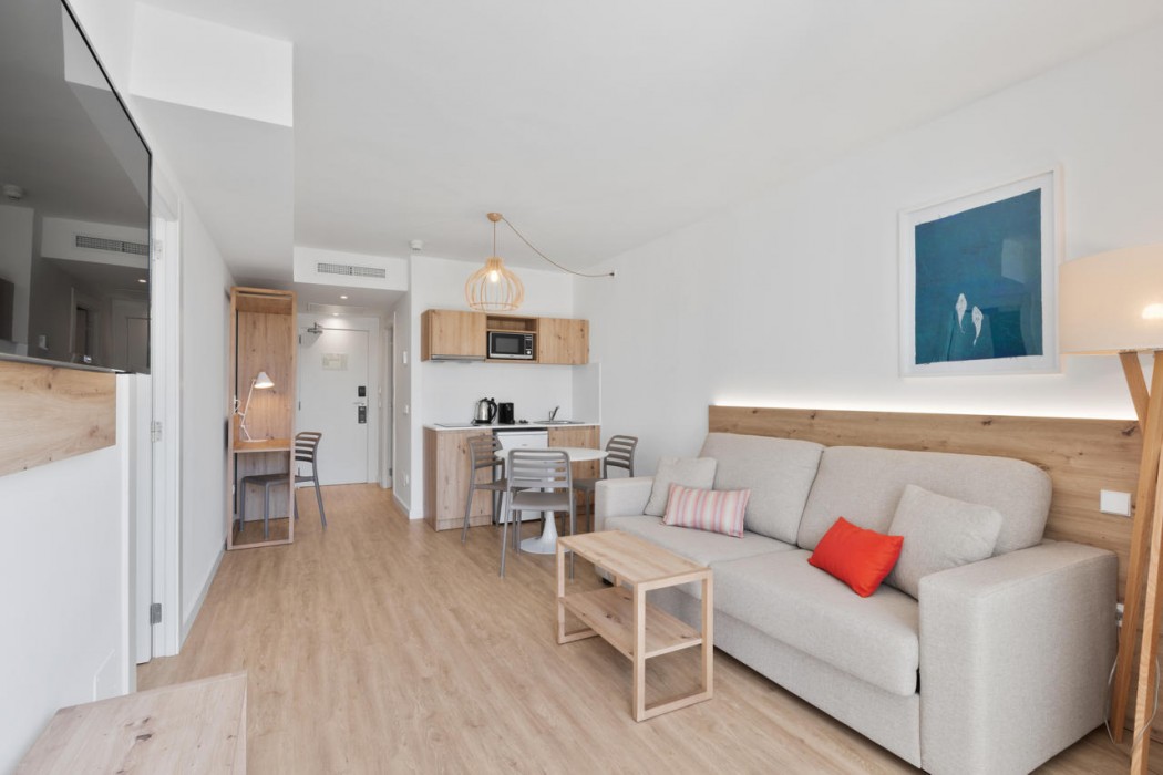 Palmanova Beach Apartments by TRH 41/62