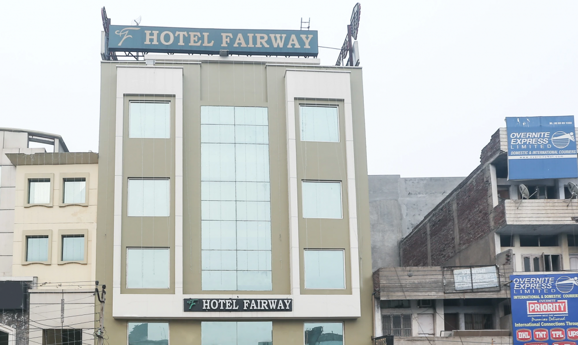 HOTEL FAIRWAY 1/22