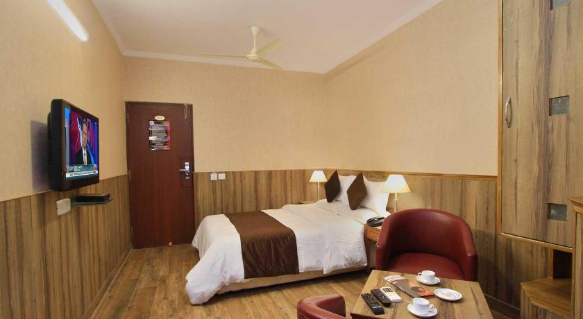 HOTEL EMPIRE INTERNATIONAL-CHURCH STREET 6/25