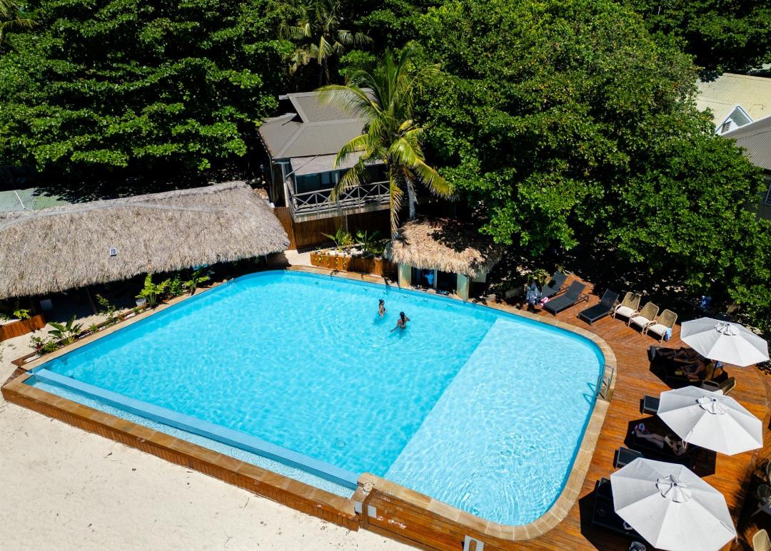 Beachcomber Island Resort 35/65