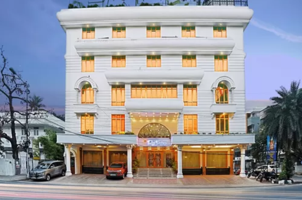 RAJ PALACE 1/23