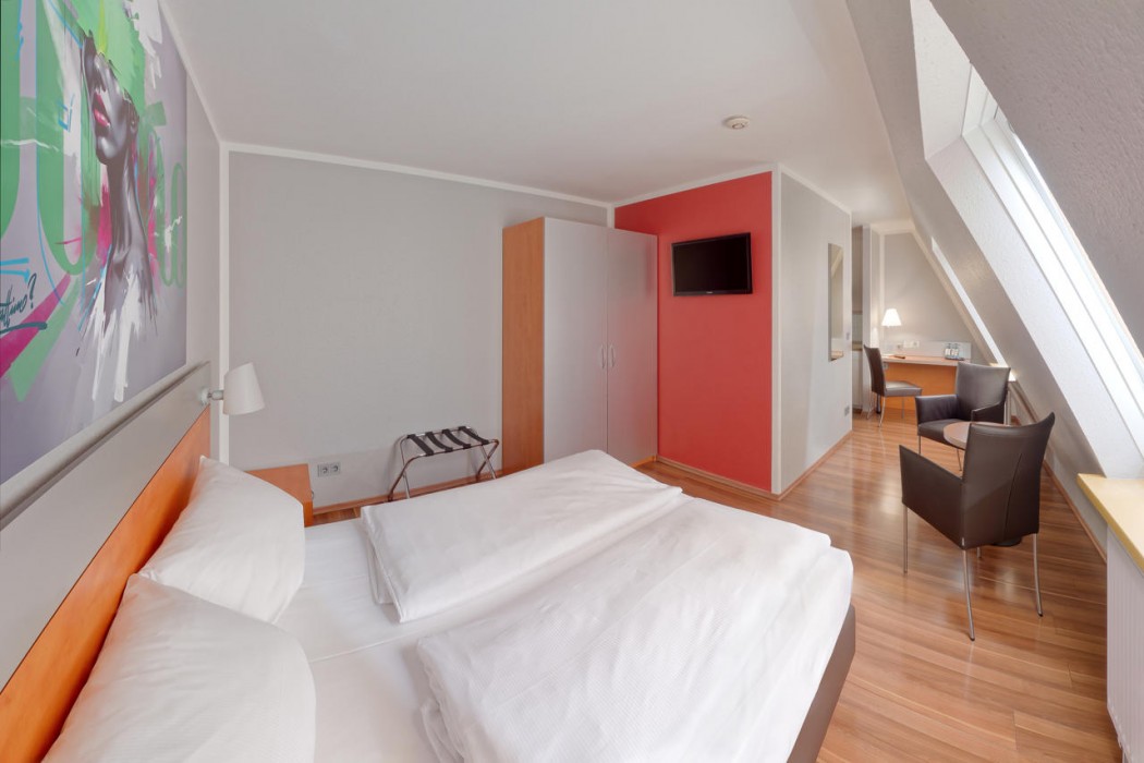 attimo Hotel Stuttgart 12/82