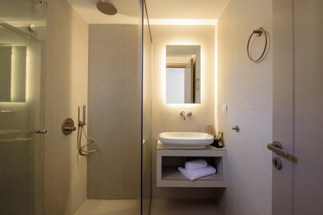 Kalestesia Suites 30/120