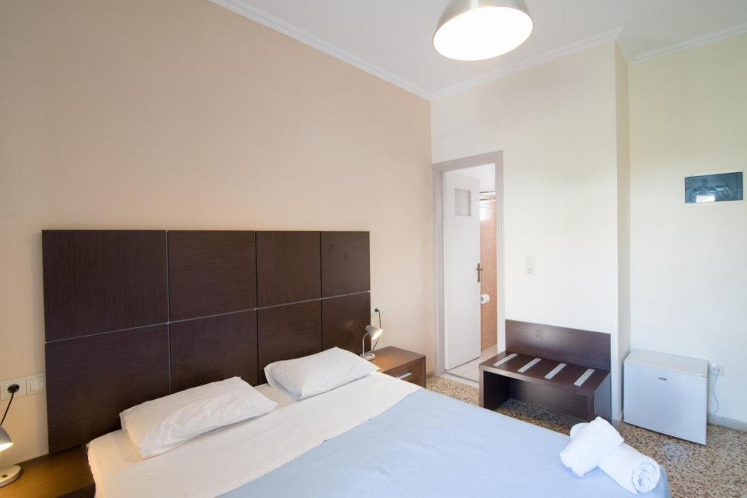 Kamari Blu Boutique Hotel 8/32
