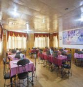 HOTEL PRESIDENT 32/49